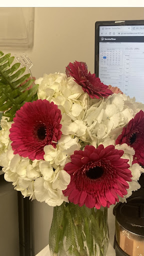 Florist «Myers Florist/Emerald Gardens Flowers», reviews and photos, 2906 Hillsborough Rd, Durham, NC 27705, USA