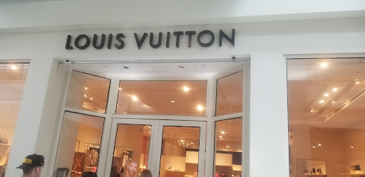 Shopping Mall «The Westchester», reviews and photos, 125 Westchester Ave, White Plains, NY 10601, USA