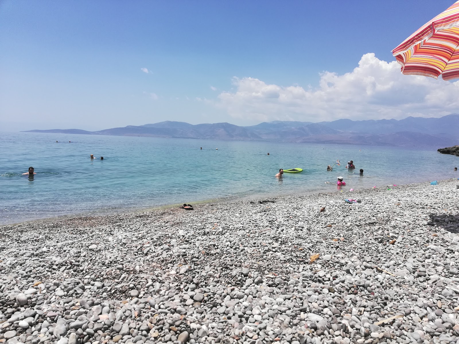 Foto av Agios Minas beach med hög nivå av renlighet