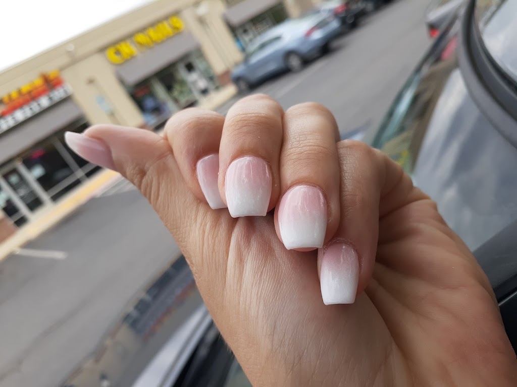 C K Nails 43212