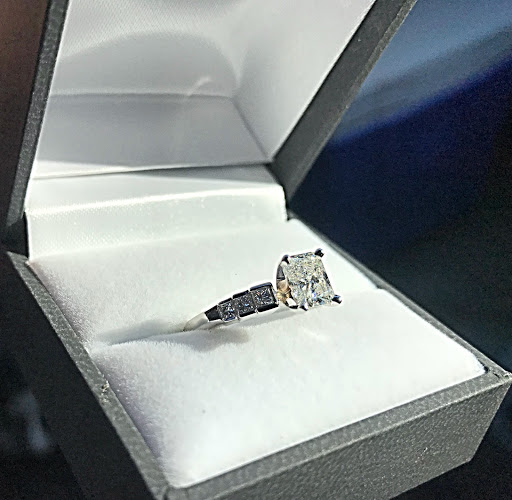 Diamond Buyer «JB Jewelers», reviews and photos, 2611 Lee Rd, Winter Park, FL 32789, USA