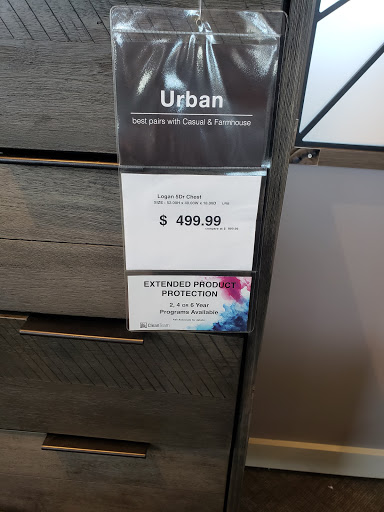 Furniture Store «Art Van Furniture», reviews and photos, 2606 N Elston Ave, Chicago, IL 60647, USA