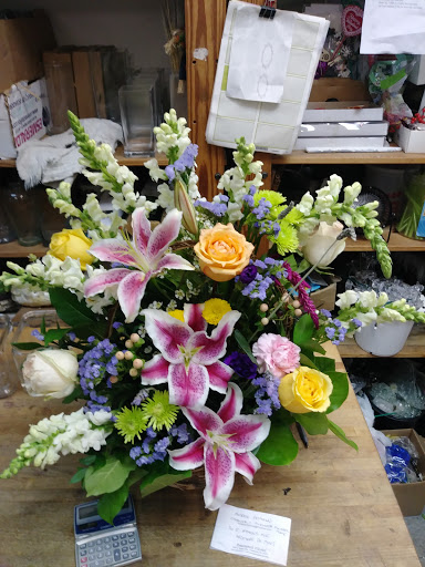 Florist «Amaranth Florist», reviews and photos, 109 N Essex Ave, Narberth, PA 19072, USA