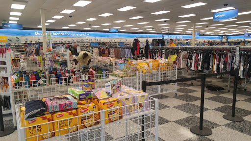 Clothing Store «Ross Dress for Less», reviews and photos, 2365 S Hwy 27, Clermont, FL 34711, USA