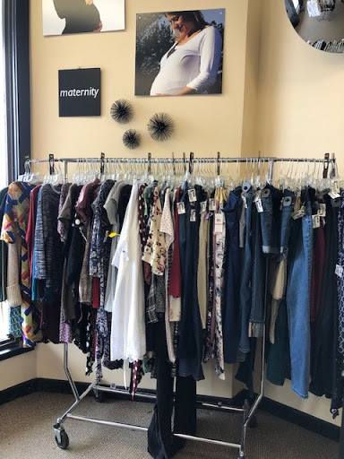 Used Clothing Store «Clothes Mentor», reviews and photos, 3208 Erie Blvd E, Syracuse, NY 13214, USA