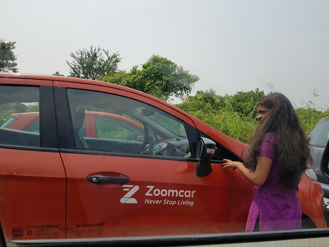 Zoomcar Self drive car rental- Navi Mumbai Parking Lot