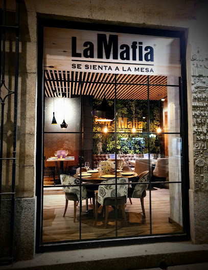 La Mafia se sienta a la mesa - Pl. Maestro Haedo, 10, 49003 Zamora, Spain
