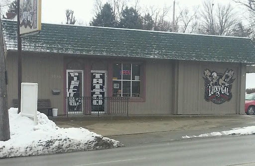 Tattoo Shop «Lucky Gal Tattoo & Piercing», reviews and photos, 3023 SW 9th St, Des Moines, IA 50315, USA