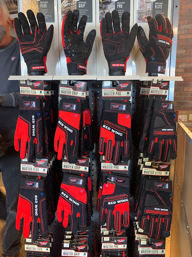 Shoe Store «Red Wing», reviews and photos, 2680 W Ridge Rd #107B, Rochester, NY 14626, USA