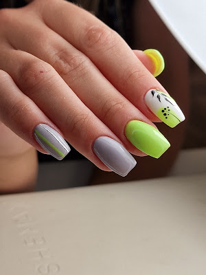 E.L.N - Esthetic.Lounge.Nails à Pont-à-Mousson