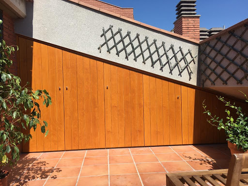 Construcciones En Madera y Decoración Muñoz S.L.