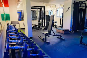 IRON ADDICT FITNESS CLUB : THE BIGGEST GYM IN MAHIM image