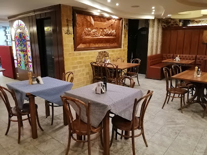 Newsha Italian Restaurant - JMP5+39X, Isfahan, Isfahan Province, Iran
