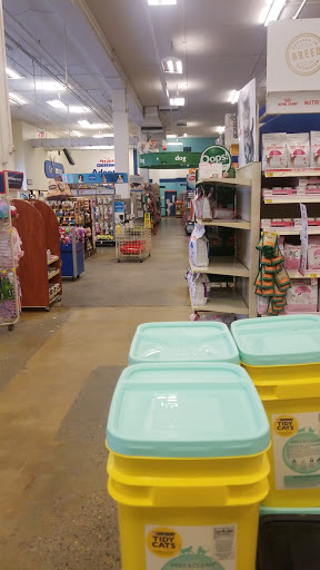 Pet Supply Store «PetSmart», reviews and photos, 525 Connecticut Ave, Norwalk, CT 06854, USA