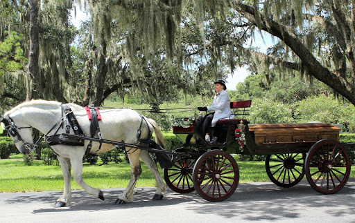 Funeral Home «Roberts Funeral Home Downtown Chapel», reviews and photos, 606 SW 2nd Ave, Ocala, FL 34471, USA