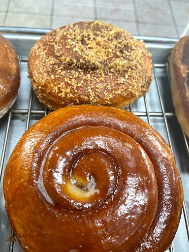 Donut Shop «Yummy Donuts & Croissants», reviews and photos, 13439 Osborne St # 12, Arleta, CA 91331, USA