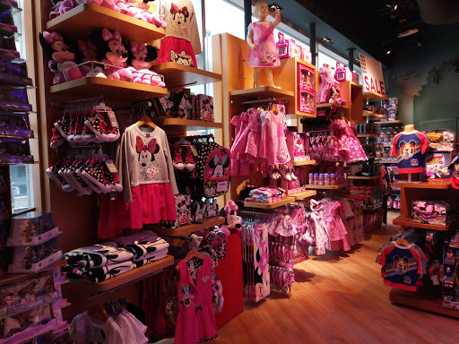 Toy Store «Disney Store», reviews and photos, 395 Santa Monica Place, Santa Monica, CA 90401, USA