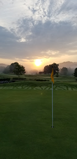 Golf Course «Edgewood Country Club», reviews and photos, 12541 Derricks Creek Rd, Charleston, WV 25320, USA