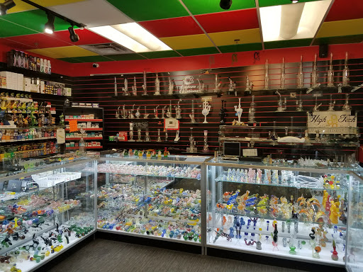 Tobacco Shop «Glass Monkey Smoke Shop», reviews and photos, 7309 E Stetson Dr, Scottsdale, AZ 85251, USA