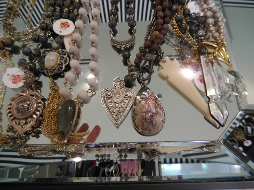 Shopping Mall «Newport Coast Shopping Center», reviews and photos, 21115 Newport Coast Dr, Newport Coast, CA 92657, USA