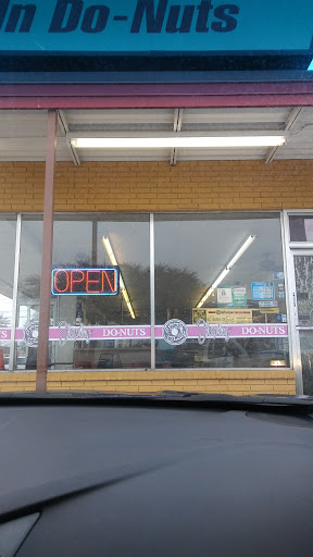 Donut Shop «Shipley Do-Nuts», reviews and photos, 501 E Abram St, Arlington, TX 76010, USA