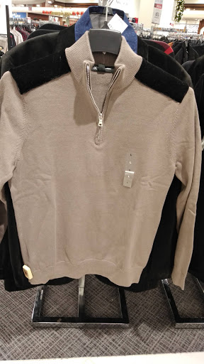 Stores to buy women's zipper sweatshirts Minneapolis