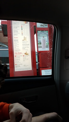 Fast Food Restaurant «Chick-fil-A», reviews and photos, 2740 US-34, Oswego, IL 60543, USA