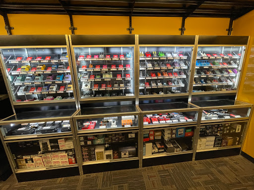 Guitar Center image