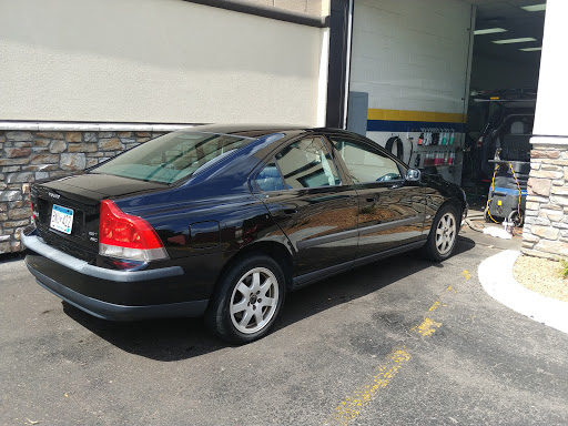Car Wash «Paradise Full Service Car Wash & Detail Center», reviews and photos, 14324 Huntington Ave, Savage, MN 55378, USA