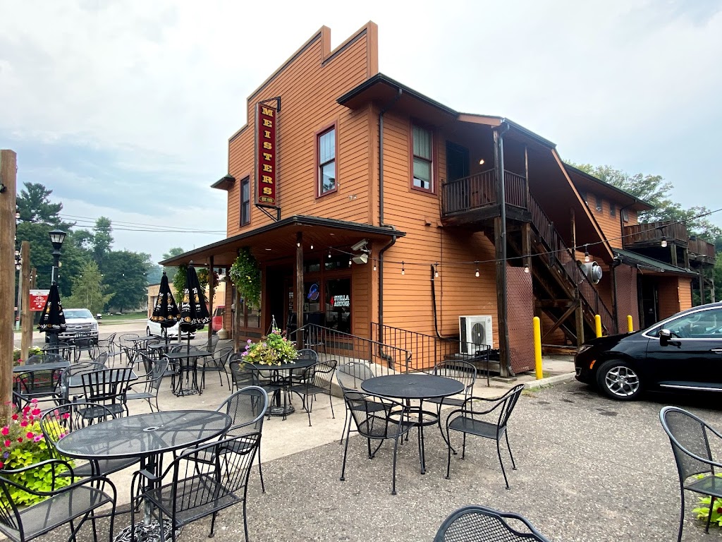 Meister's Bar & Grill 55073