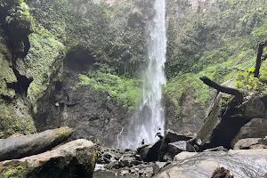 Sari-Sari Waterfall image