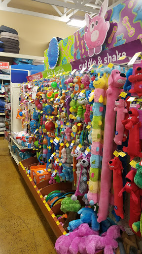 Pet Supply Store «PetSmart», reviews and photos, 2858 Willamette St, Eugene, OR 97405, USA