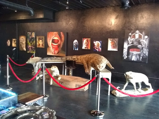 The Rue Morgue Tattoo Gallery, 198 W Jefferson St, Franklin, IN 46131, USA, 
