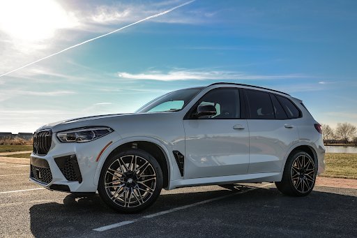 Tire Shop «Discount Tire Store - Layton, UT», reviews and photos, 881 W Hill Field Rd, Layton, UT 84041, USA