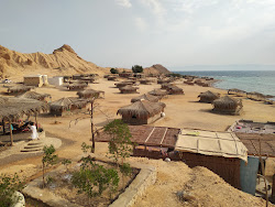Ras Shaitan beach'in fotoğrafı ve yerleşim