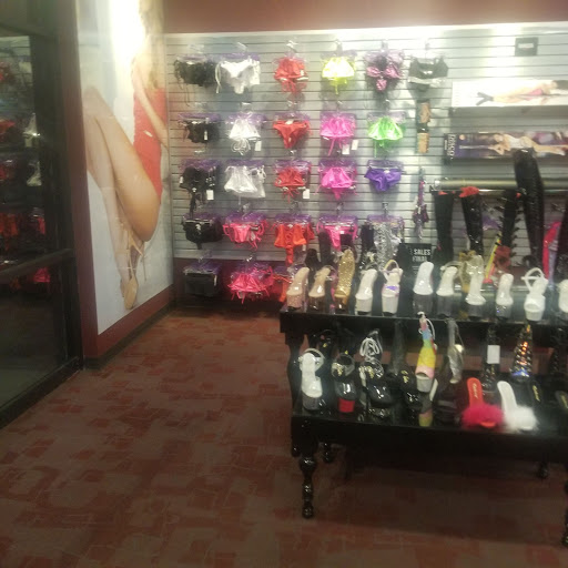 Lingerie Store «Hustler Hollywood», reviews and photos, 10017 N Metro Pkwy E, Phoenix, AZ 85051, USA