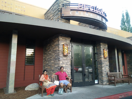 Shopping Mall «The Streets of Tanasbourne», reviews and photos, 19350 NW Emma Way, Hillsboro, OR 97124, USA