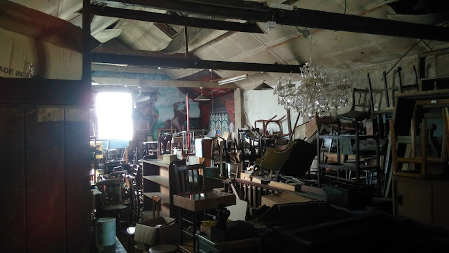 Comments and reviews of The Antique Warehouse