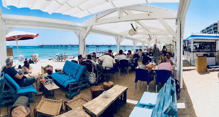 Beach Bar chiringuito Takuara - Mirador del Pont de Ferro, 08911 Badalona, Barcelona, Spain