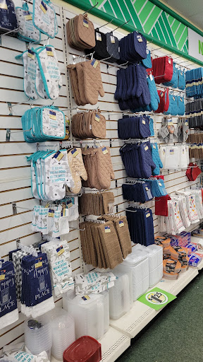 Dollar Store «Dollar Tree», reviews and photos, 266 N Telegraph Rd, Pontiac, MI 48341, USA