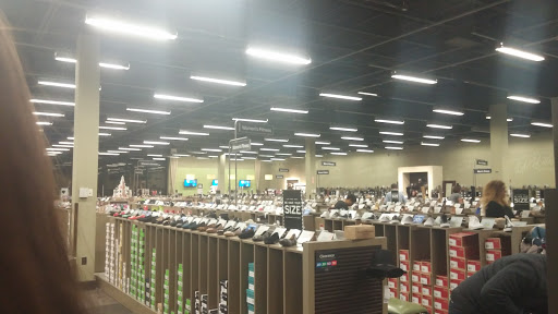 Shoe Store «DSW Designer Shoe Warehouse», reviews and photos, 4401 Lyons Rd, Coconut Creek, FL 33073, USA
