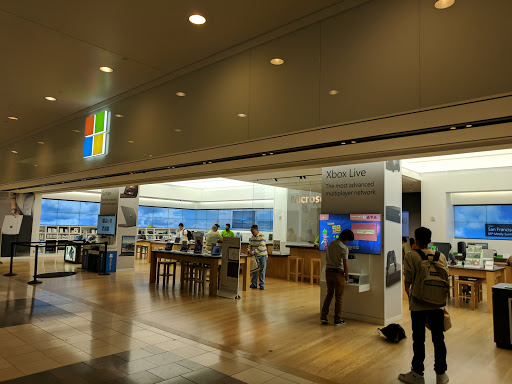 Computer Store «Microsoft Store - Westfield San Francisco Centre», reviews and photos, 845 Market St #257, San Francisco, CA 94103, USA