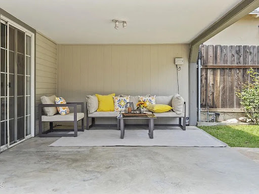 LA Home Staging and Design image