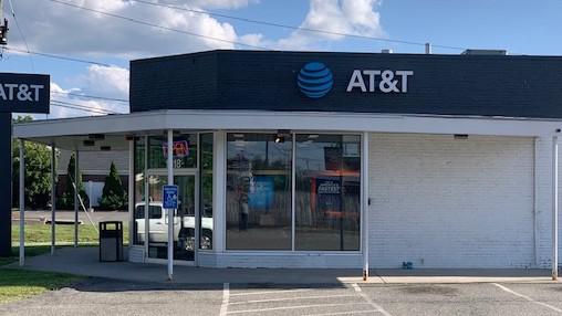 AT&T, 1018 Riverdale St, West Springfield, MA 01089, USA, 