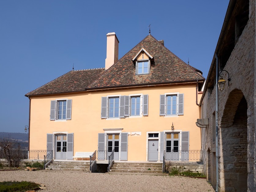 Le Vieux Chateau de Puligny Montrachet à Puligny-Montrachet (Côte-d'Or 21)