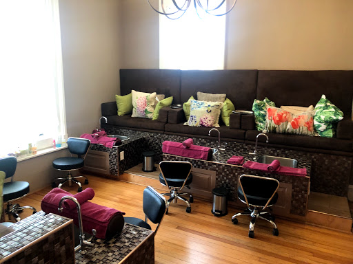 Hair Salon «New York New York Hair Salon and Day Spa», reviews and photos, 1201 N Market St, Frederick, MD 21701, USA