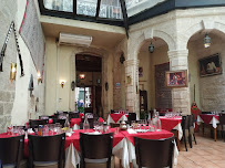 Atmosphère du Restaurant marocain Le Riad à Avignon - n°12