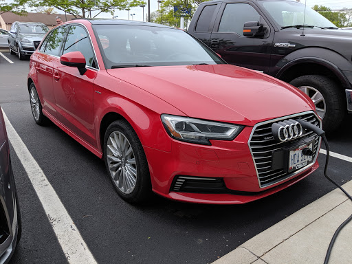 Car Dealer «Cascade Auto Group», reviews and photos, 4149 State Rd, Cuyahoga Falls, OH 44223, USA