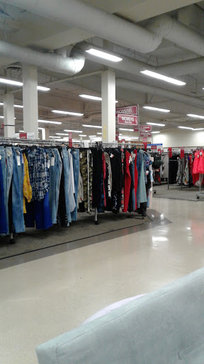 Clothing Store «Burlington Coat Factory», reviews and photos, 13550 Whittier Blvd, Whittier, CA 90605, USA