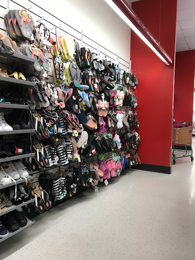 Furniture Store «HomeGoods», reviews and photos, 13580 SW 120th St, Miami, FL 33186, USA